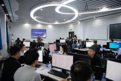 紧抓产教融合新契机，共绘智能时代新篇章——我校承办新一代信息技术产业产教融合共同体第一次常务理事会侧记